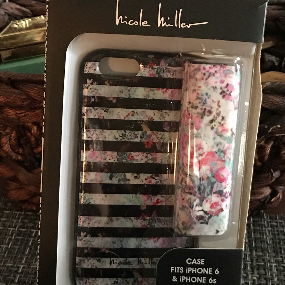 Nicole miller iPhone 6 & 6s case